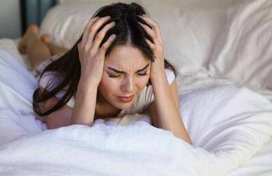 女生说失眠了幽默回复？从根本上解决问题是关键