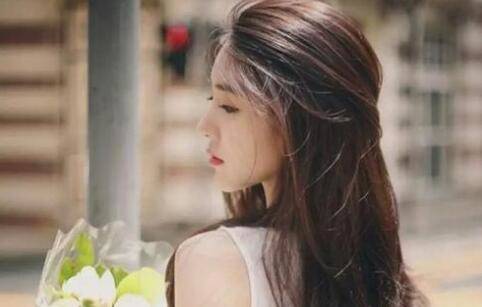 女生拒绝了但还搭理什么意思？别会错意了