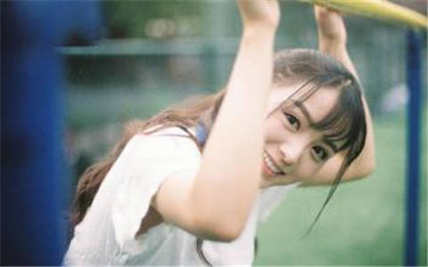怎么和女生聊天才不会有接不上话的尴尬？-恋爱撩妹网-聊天话术|脱单方法|约会技巧|哄女生|牵手探探微信聊天案例|