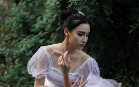 不会聊天咋追女生？了解这两点帮你聊到点上