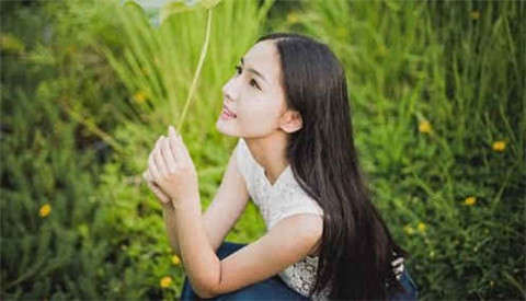 想挽回前女友但她一直回避，该怎么办？