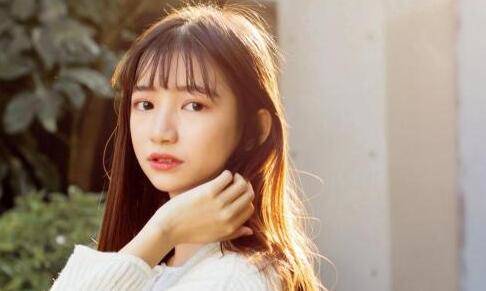 向女生表白唱什么歌比较好？不会说话就用情歌表白