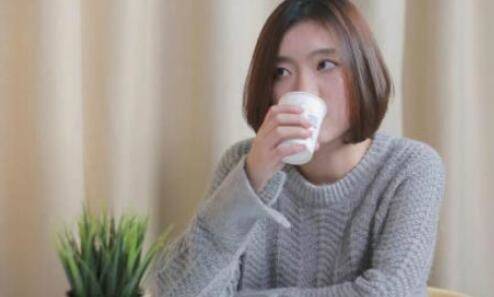 相亲加了微信怎么聊天？能让相亲女愿意和你聊下去-恋爱撩妹网-聊天话术|脱单方法|约会技巧|哄女生|牵手探探微信聊天案例|