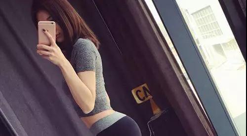 怎样提高聊天思维？3个方法帮你吸引女生-恋爱撩妹网-聊天话术|脱单方法|约会技巧|哄女生|牵手探探微信聊天案例|
