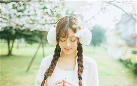 女生不回信息还要发吗？不妨试试这几个方法