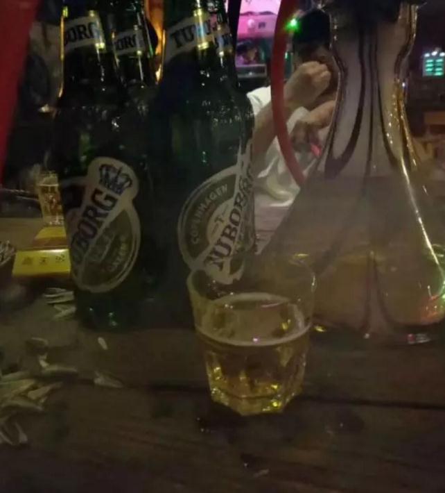 闺蜜满分日记（上）：眼看又搬来一箱酒，谁才是最终的猎物？