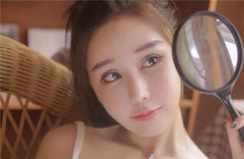 女生说哈哈哈幽默回复，反客为主掌握聊天主动权