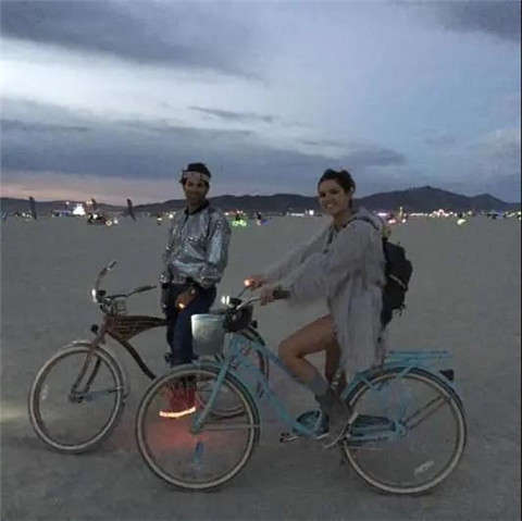 情侣引诱下药，拍私密视频，受害者上千人，竟被无罪释放？