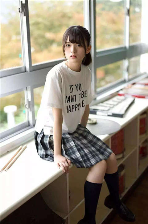 日本四千年一遇的美少女，18厘米的脸，美到让人想 “舔屏”（内附多图）