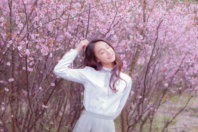 和女生正确的聊天方式，能吸引女生的聊天方式