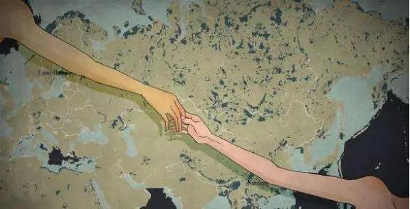 女生从不主动找你聊天，怎么才能让女生更主动？