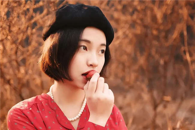 如何在女人堆里做“最受欢迎的男人”？-恋爱撩妹网-聊天话术|脱单方法|约会技巧|哄女生|牵手探探微信聊天案例|
