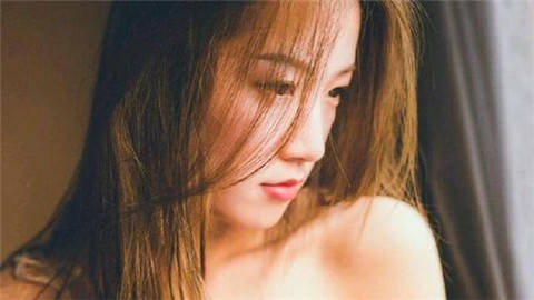 和陌生女生聊天就紧张，该怎么办？-恋爱撩妹网-聊天话术|脱单方法|约会技巧|哄女生|牵手探探微信聊天案例|