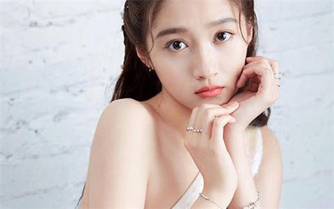 怎么知道女生是不是喜欢自己？从聊天和约会就能看出来