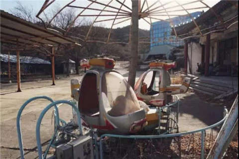 放疫情假的年轻人：再也不宅家了，我真的好想回去上班
