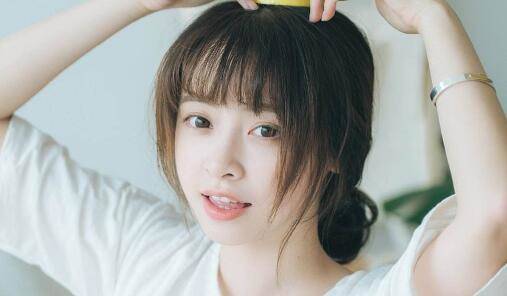 怎么和喜欢的人聊天找话题？四步成功和女生聊到嗨