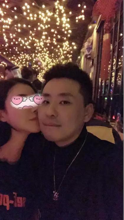 实战聊天案列：她笑盈盈地说，你身边小姐姐那么多