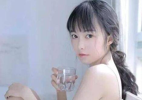 如何和女生聊天不尬聊？分析女生心理才知道怎么聊-恋爱撩妹网-聊天话术|脱单方法|约会技巧|哄女生|牵手探探微信聊天案例|