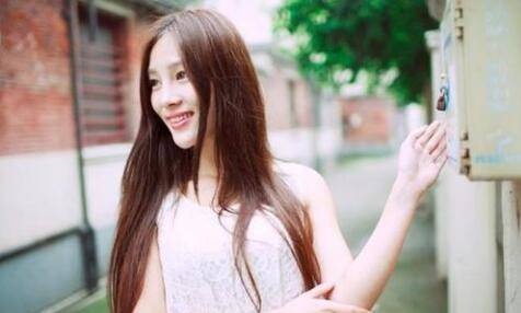 怎么跟女生聊天找话题？再也不怕聊天死