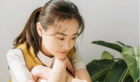 为什么表白被拒后女生还是和我正常聊天？