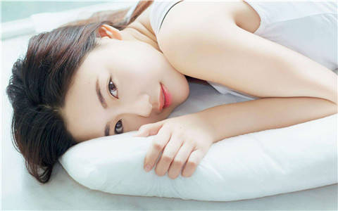 怎么吸引女生？男生吸引女生的到底是什么？-恋爱撩妹网-聊天话术|脱单方法|约会技巧|哄女生|牵手探探微信聊天案例|