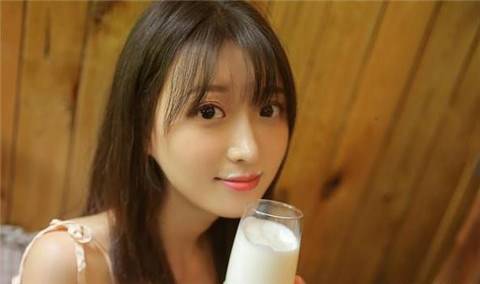 让女生招架不住的微信撩妹话术大全