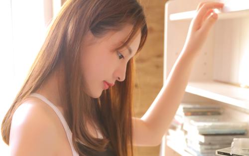 女生聊天老不回信息怎么办?