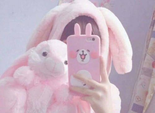 女朋友不拒绝异性加微信是什么原因？要阻止吗