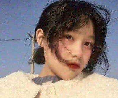 女朋友跟男性聊天吃醋了？如何正确处理