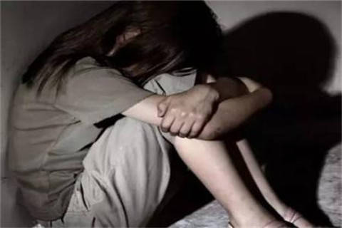 女生主动跟你说感冒了，怎么去安慰她？