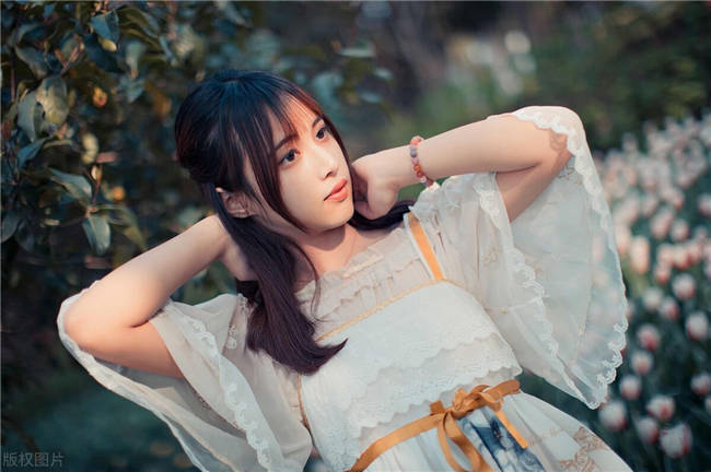 过来人的追女生经验：不按套路出牌，女生更容易“上钩”-恋爱撩妹网-聊天话术|脱单方法|约会技巧|哄女生|牵手探探微信聊天案例|
