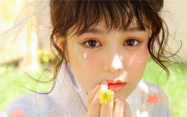 没钱？不高？不帅？3招教你快速追女生！！撩妹必备！！-恋爱撩妹网-聊天话术|脱单方法|约会技巧|哄女生|牵手探探微信聊天案例|