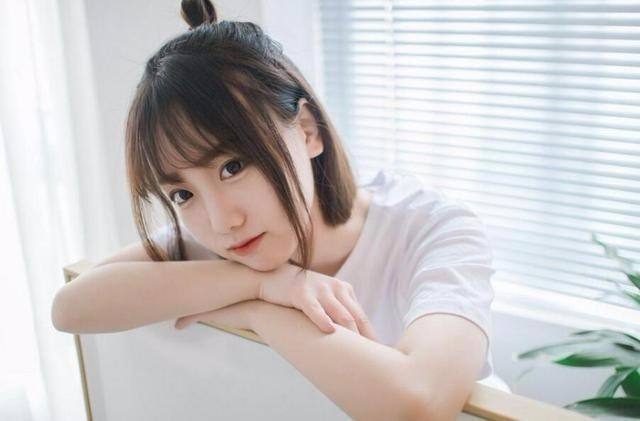 喜欢的女生心情不好，安慰时该说什么