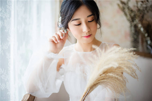 女生最瞧不起男生这9种行为-恋爱撩妹网-聊天话术|脱单方法|约会技巧|哄女生|牵手探探微信聊天案例|