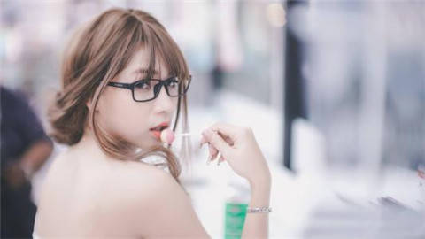 女生微信上聊天很冷淡，该怎么办？-恋爱撩妹网-聊天话术|脱单方法|约会技巧|哄女生|牵手探探微信聊天案例|