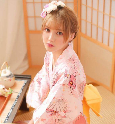 如何跟女生开启话题