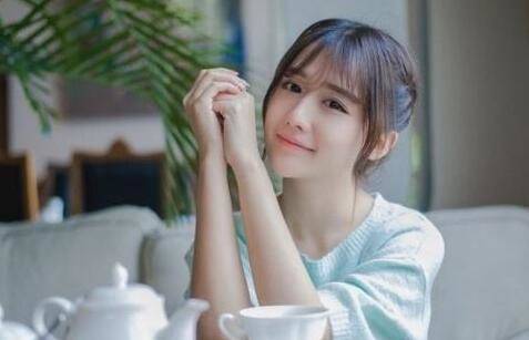 安慰女生分手的暖心话，抚慰她的心还能获得好感
