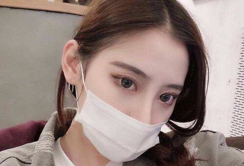 女孩子感冒了怎么关心她？她只想知道你有多重视她
