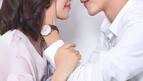 不知道和女朋友聊什么怎么办？怎么才能聊得嗨-恋爱撩妹网-聊天话术|脱单方法|约会技巧|哄女生|牵手探探微信聊天案例|