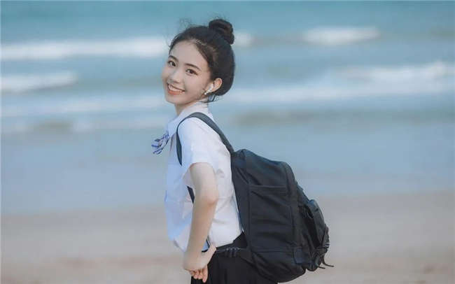 怎样夸奖女孩能得到喜爱？你早知道这3条赞美技巧，你早就脱单了！-恋爱撩妹网-聊天话术|脱单方法|约会技巧|哄女生|牵手探探微信聊天案例|