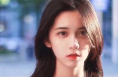 女朋友跟别的男生聊天暧昧怎么办？了解原因解决