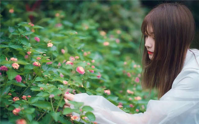 不看颜值不看钱，百万粉丝大咖告诉你凭什么招女人喜欢-恋爱撩妹网-聊天话术|脱单方法|约会技巧|哄女生|牵手探探微信聊天案例|