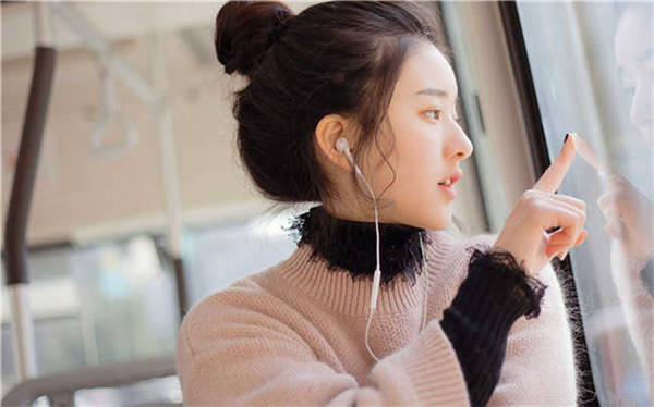 为什么高中会打篮球能吸引女生，大学就不行了呢？-恋爱撩妹网-聊天话术|脱单方法|约会技巧|哄女生|牵手探探微信聊天案例|
