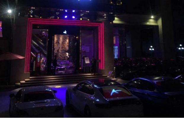 追女生聊天实战恋爱案例:闺蜜满分日记(中):KTV的“三园”博弈,大吉大利今晚先溜? 追女生聊天实战恋爱案例:闺蜜满分日记(中):KTV的“三园”博弈,大吉大利今晚先溜?