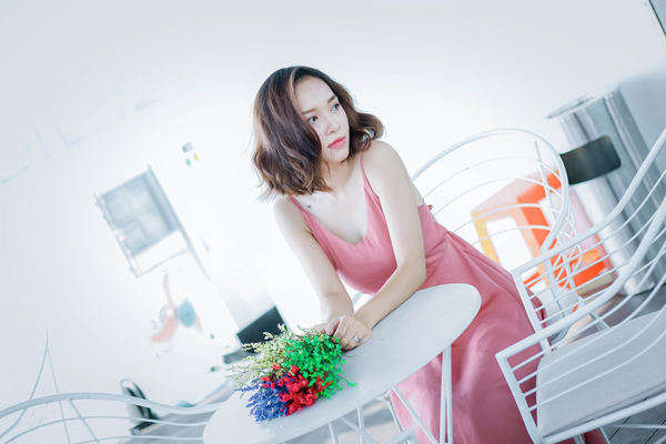 【百天泡妞记】上手最快的泡妞技巧,5招轻松邂逅女神! 【百天泡妞记】上手最快的泡妞技巧,5招轻松邂逅女神!