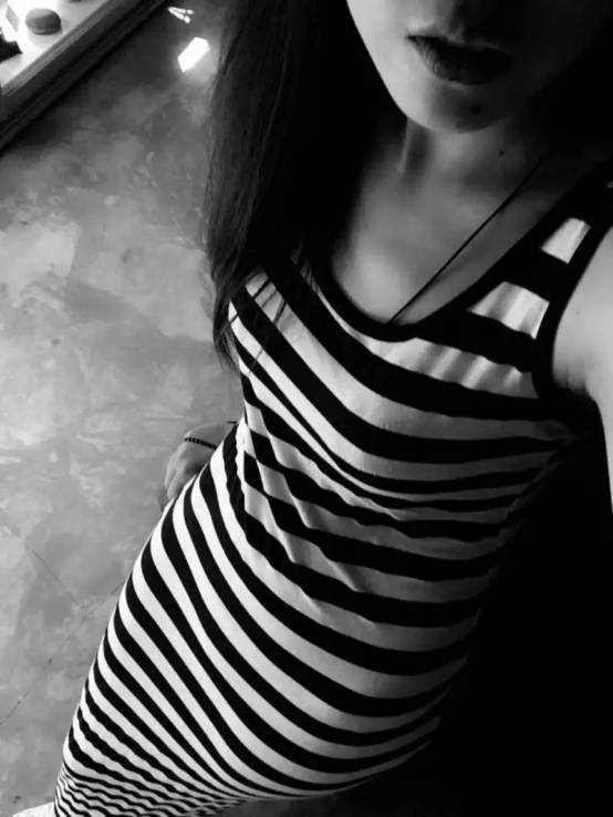 把妹泡妞案例-她知道自己迟早会死,所以活得恬不知耻-撩妹书籍库|免费在线阅读