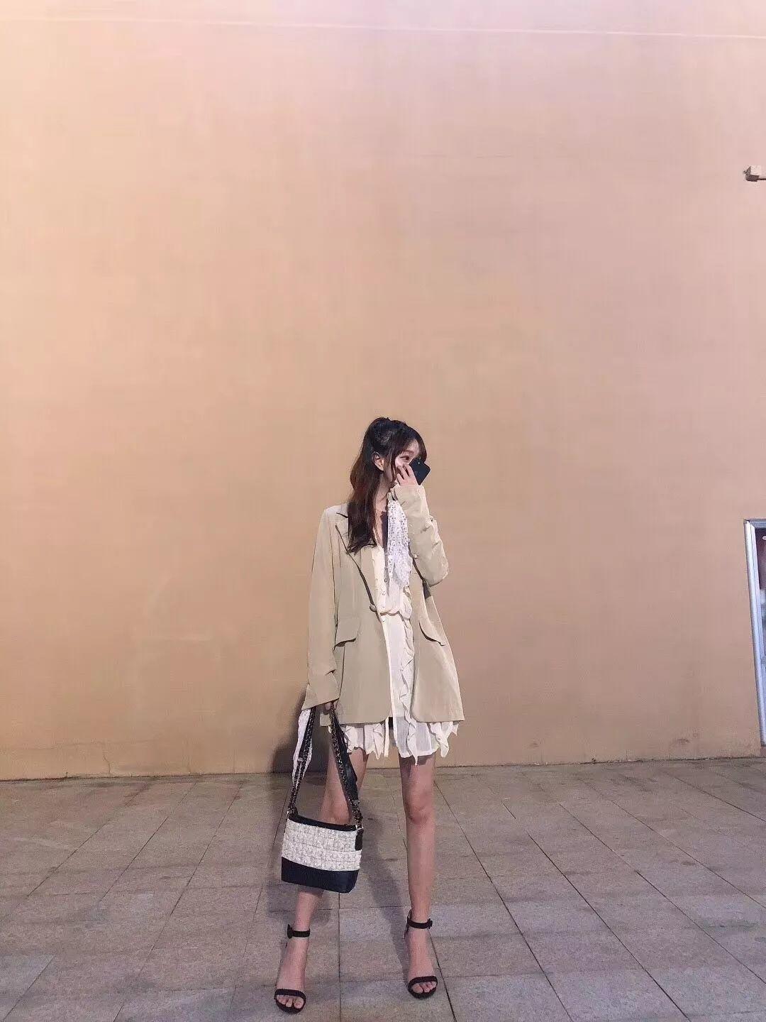 泡妞把妹聊天实战案例：那一晚她帮我约了一个大长腿闺蜜