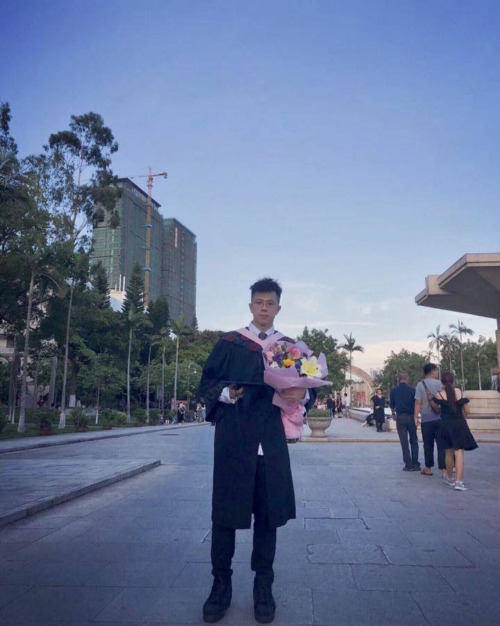 追女生实战约会技巧案例-闺蜜三人开着AMG C63想要灌醉我，结果被反杀-撩妹书籍库|免费在线阅读