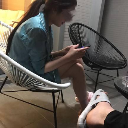 追女生聊天案例-爆乳长腿妹爱上屌丝天王 追女生聊天案例-爆乳长腿妹爱上屌丝天王