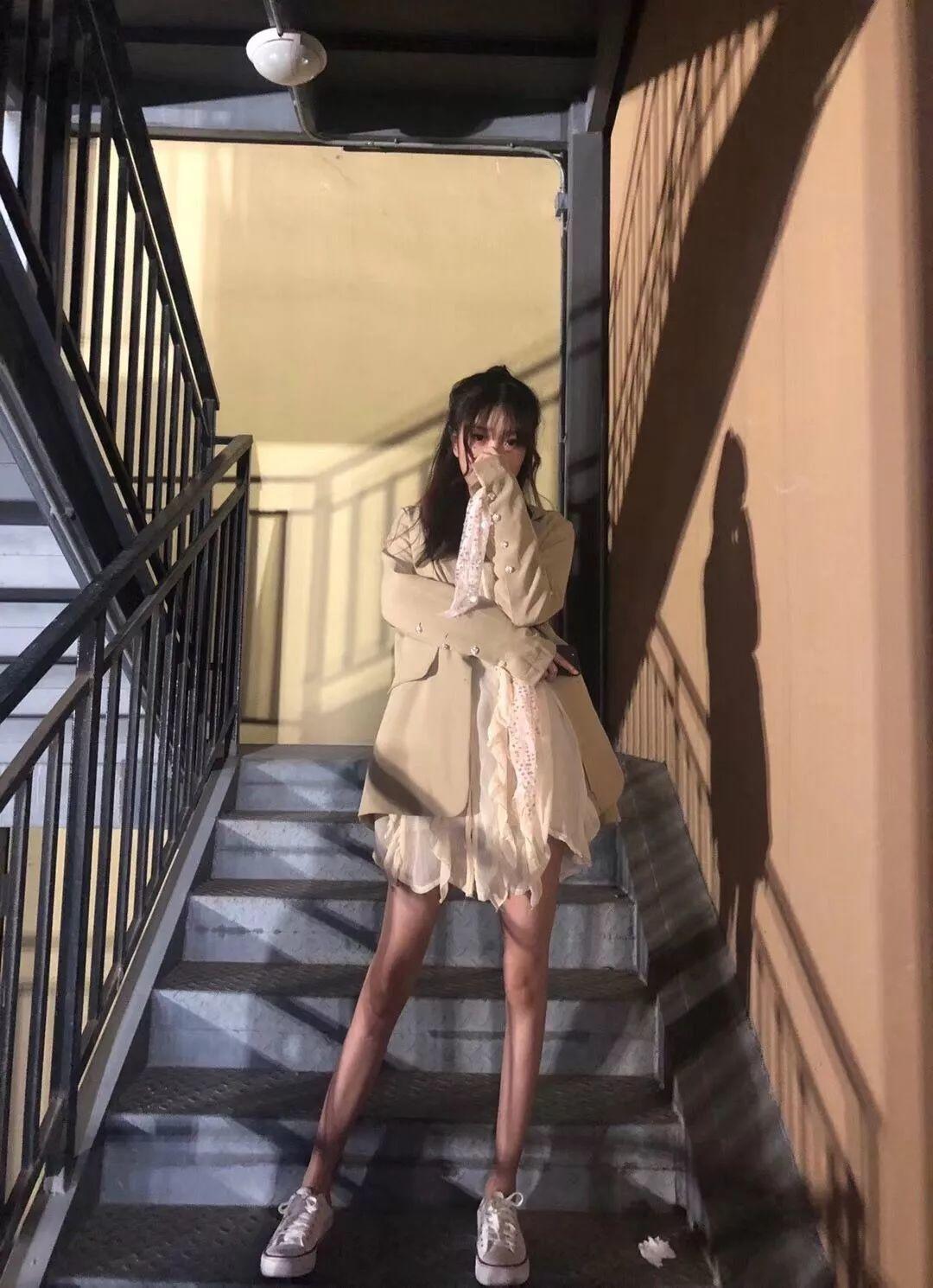 泡妞把妹聊天实战案例：那一晚她帮我约了一个大长腿闺蜜